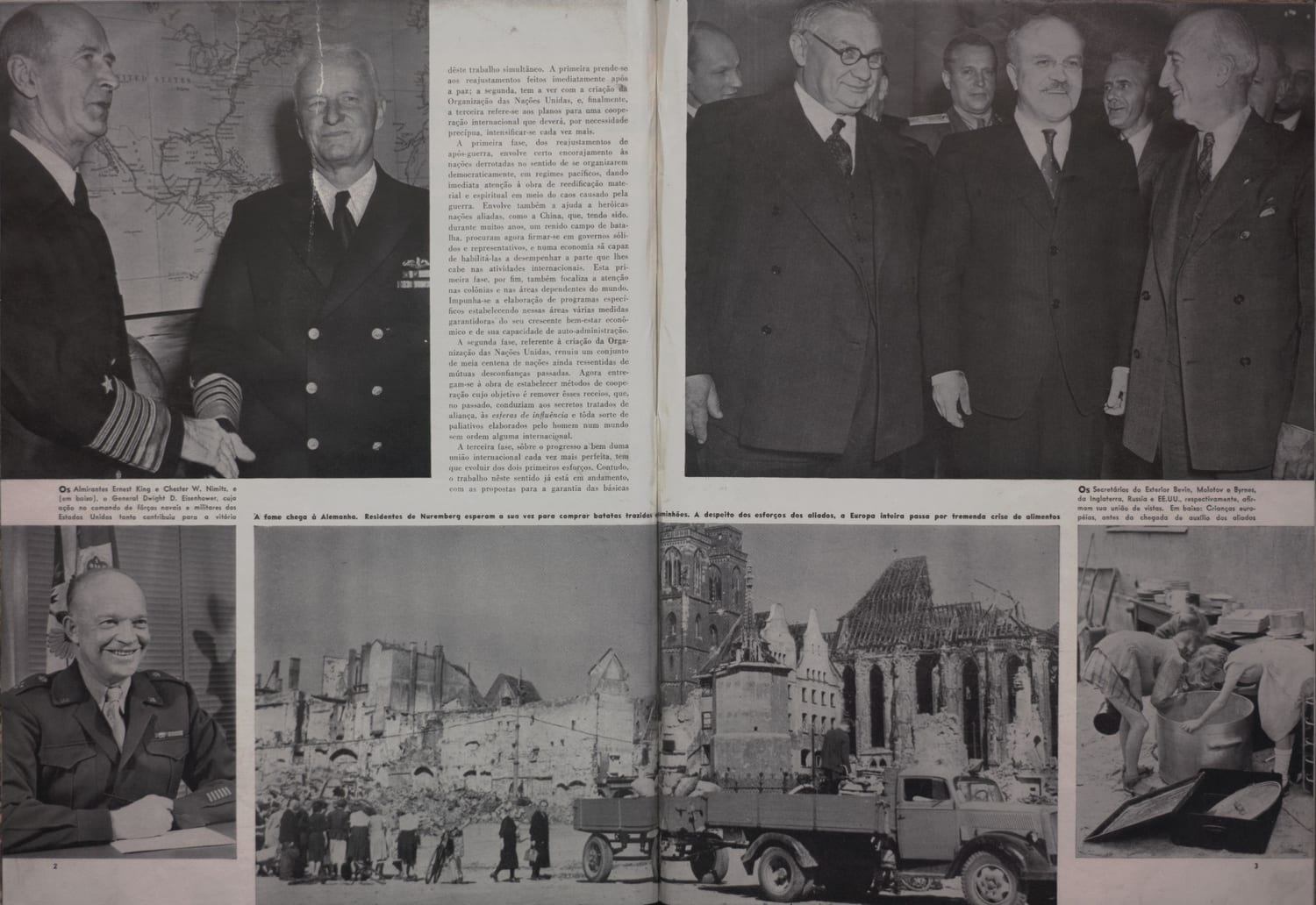 Foto dos Almirantes King e Nimitz com o General Eisenhower, destacando o papel do comando naval e militar americano na vitória aliada.